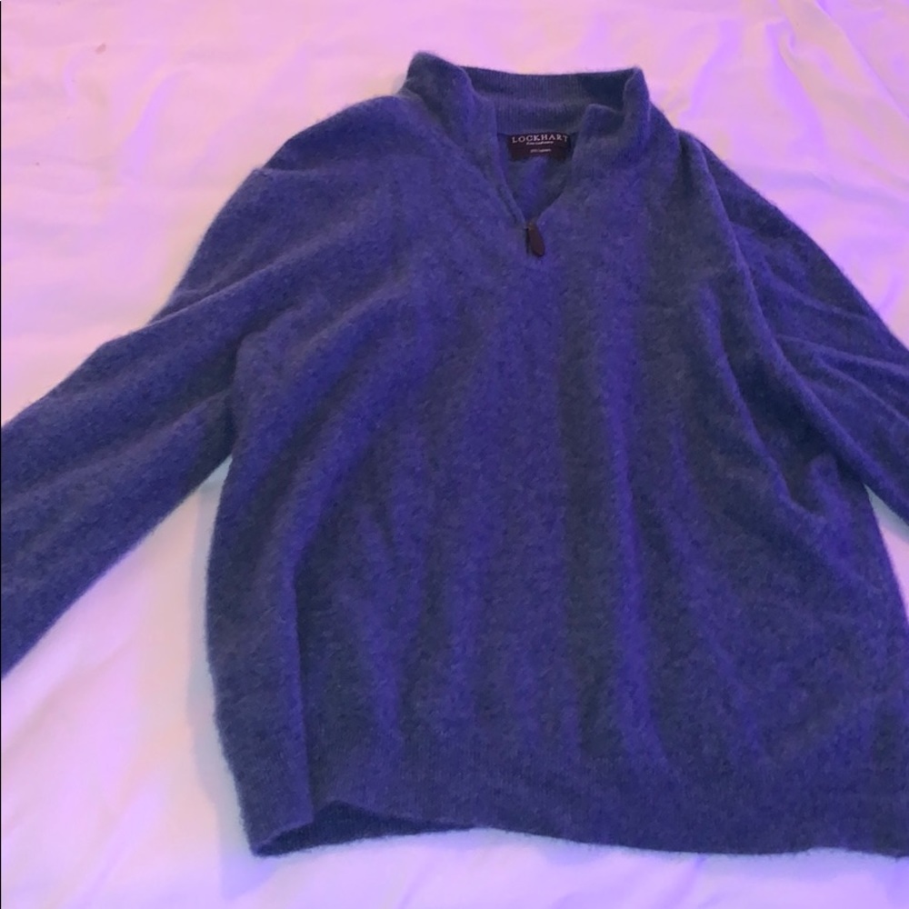 Super soft blue pullover!!